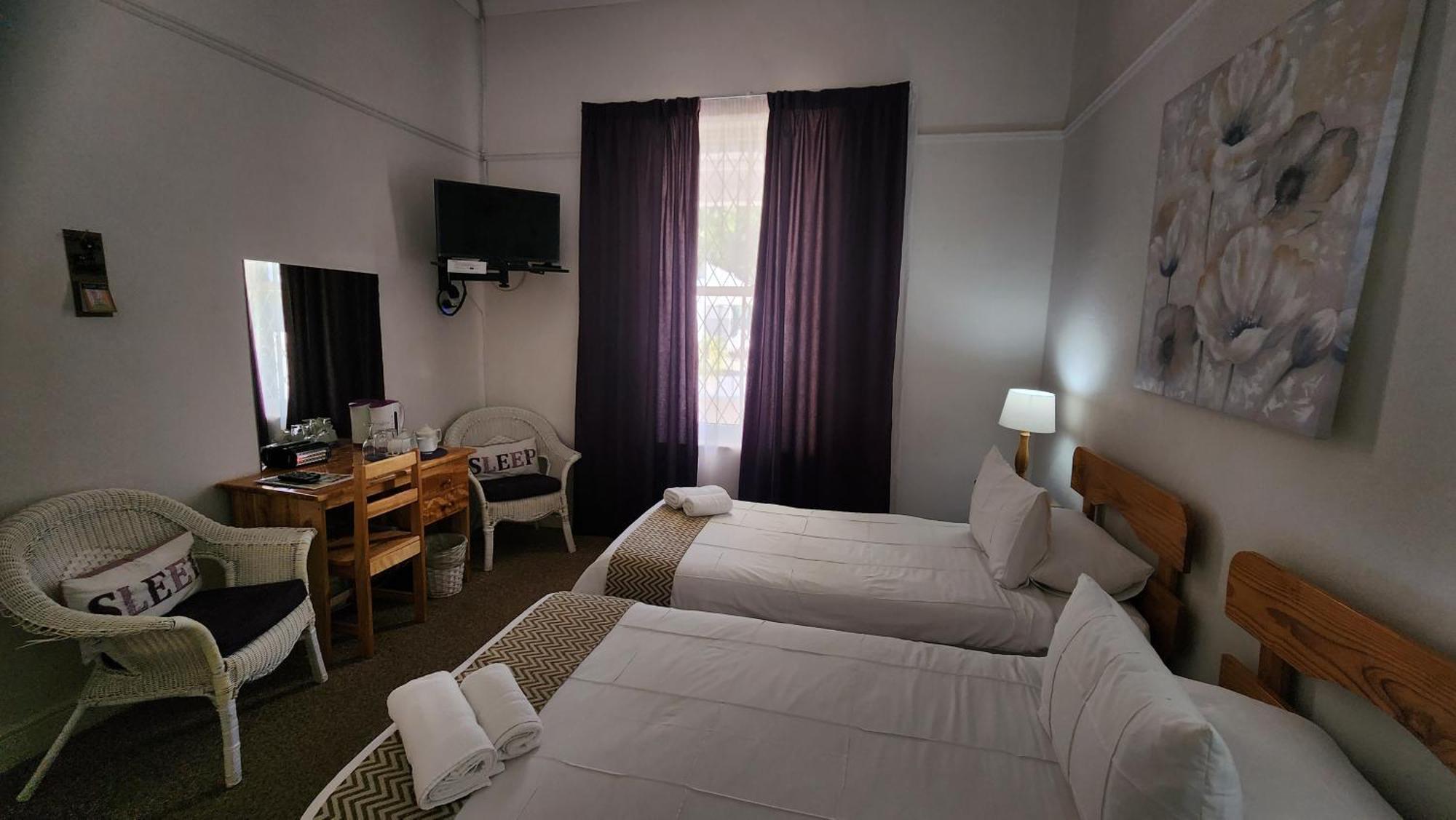 Country Village Graaff-Reinet Exterior foto
