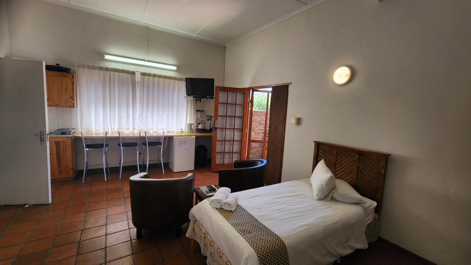 Country Village Graaff-Reinet Exterior foto