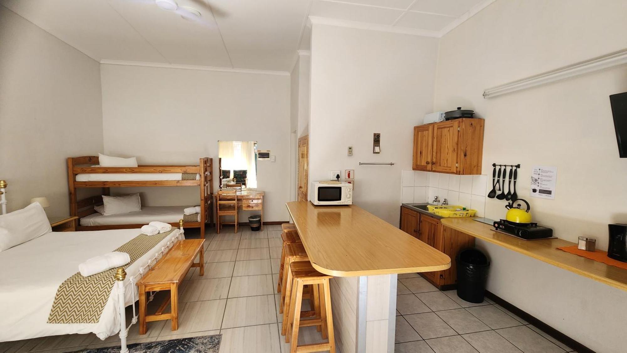 Country Village Graaff-Reinet Exterior foto